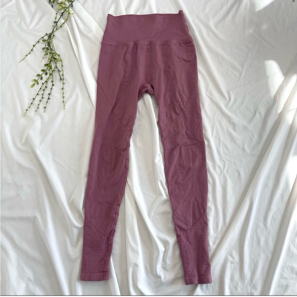 Alphalete Revival Leggings in “Violet Sunset” - Picture 4 of 5